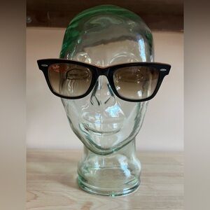 Ray-Ban Wayfarer Sunglasses